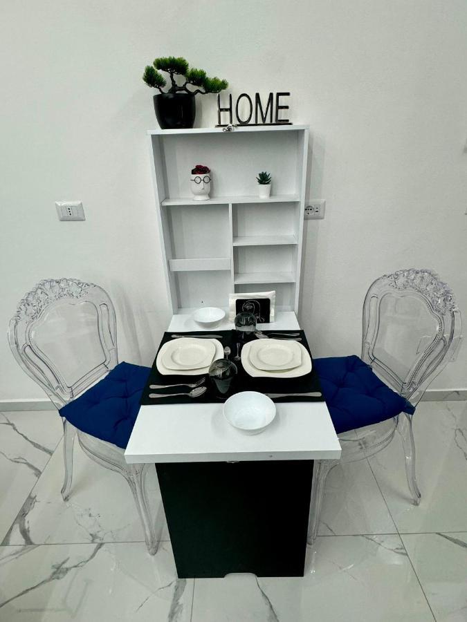 Onny'S House Bed & Breakfast Bari Bagian luar foto